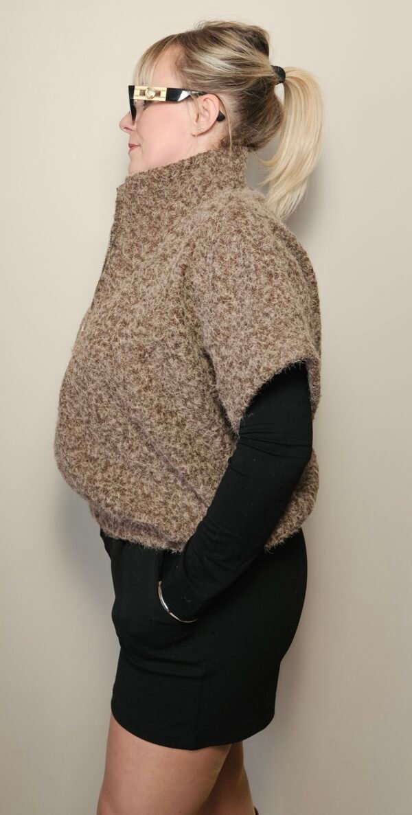 20251112_151542 VESTE NINA