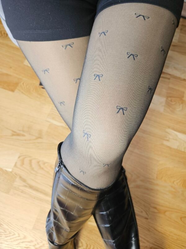 20251115_135401 COLLANT POLAIRE NOEUD